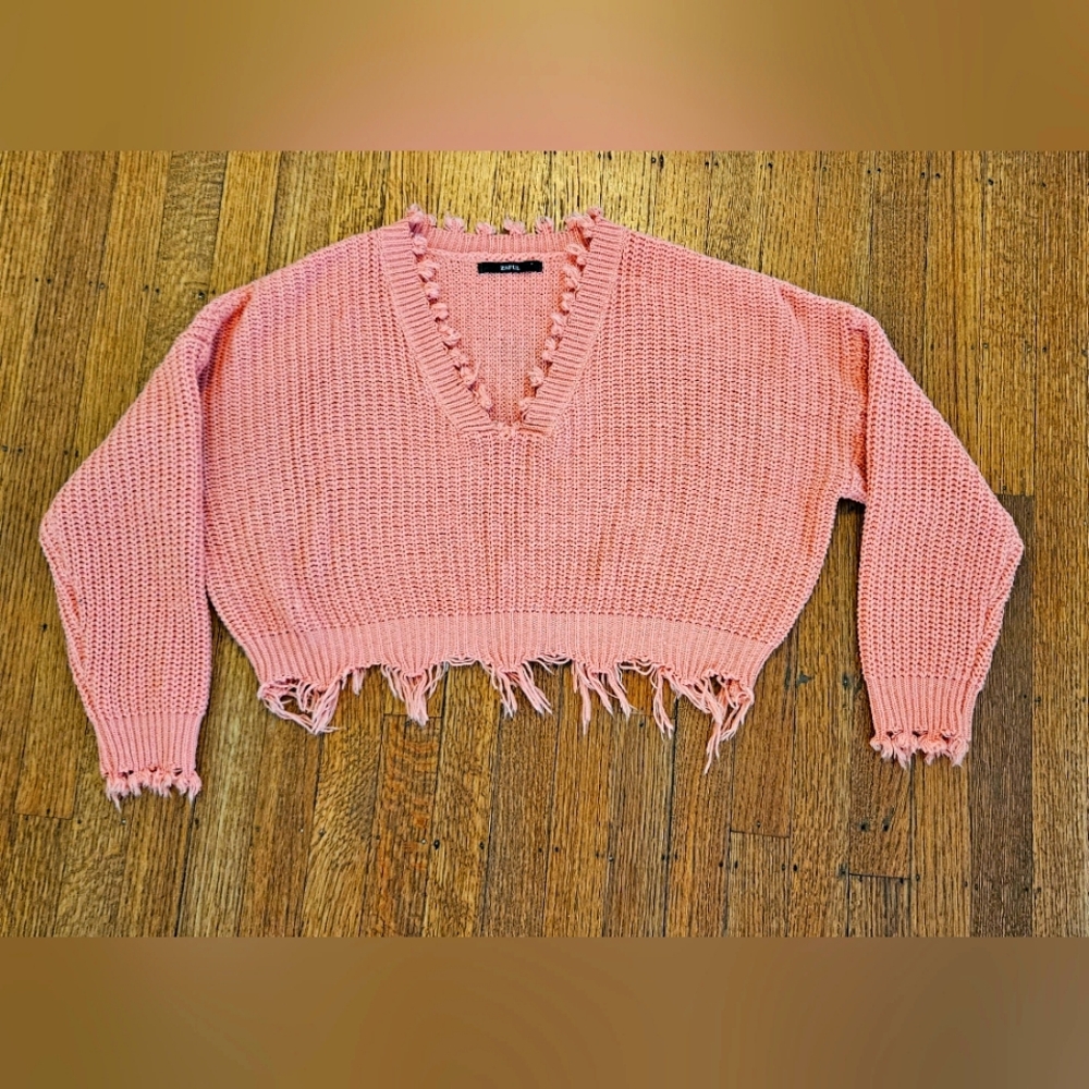 Women's Cropped Raw Hem Vneck Sweater. Fits Size Small